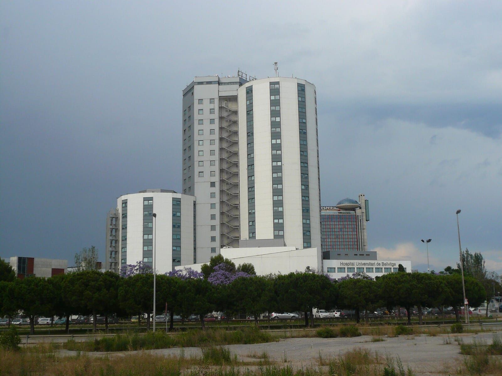 Las torres del Hospital Universitario de Bellvitge